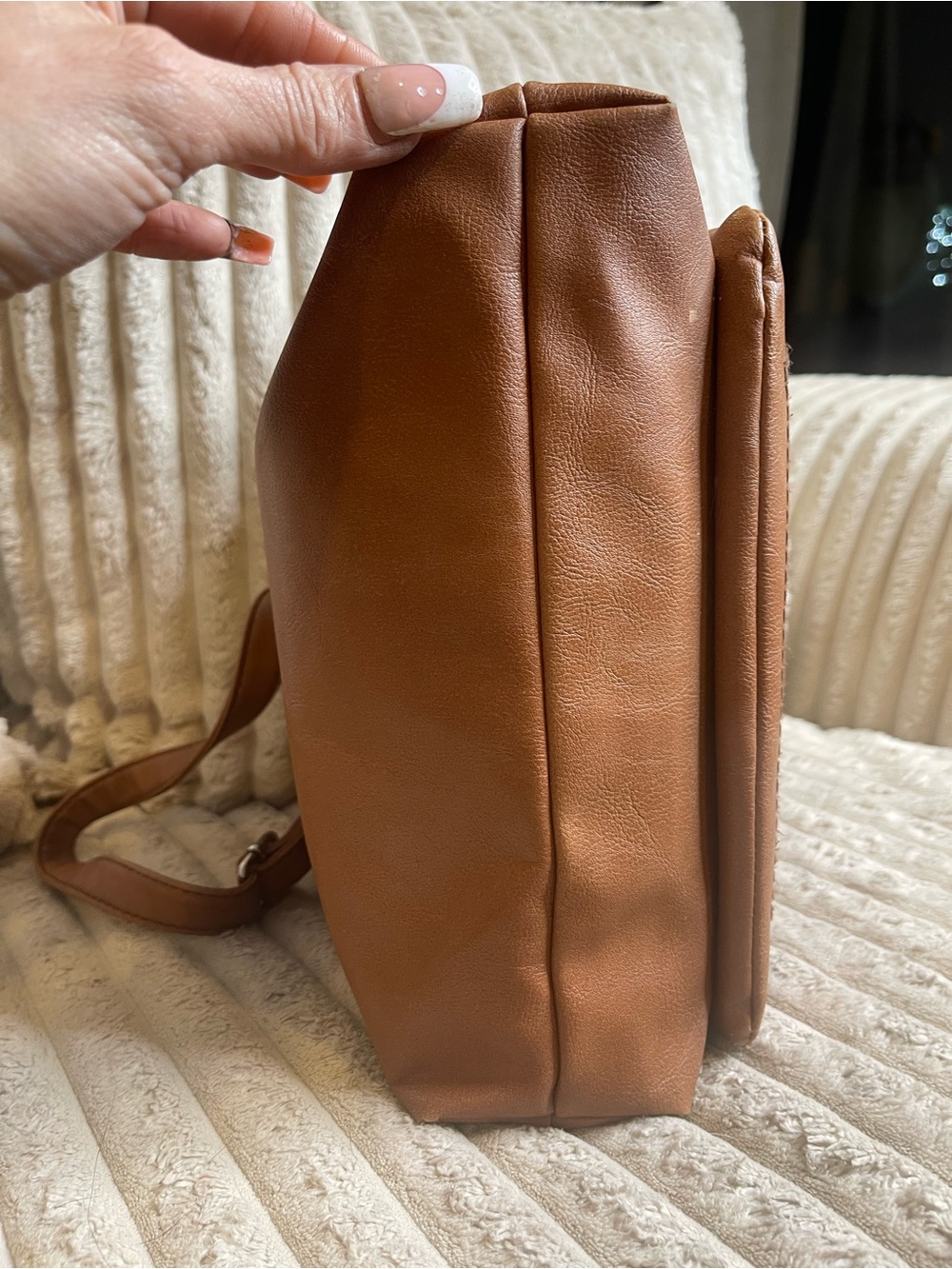 Relic Tan Brown Faux Leather Crossbody Bag Multi Pocket Shoulder Purse - Picture 4 of 8